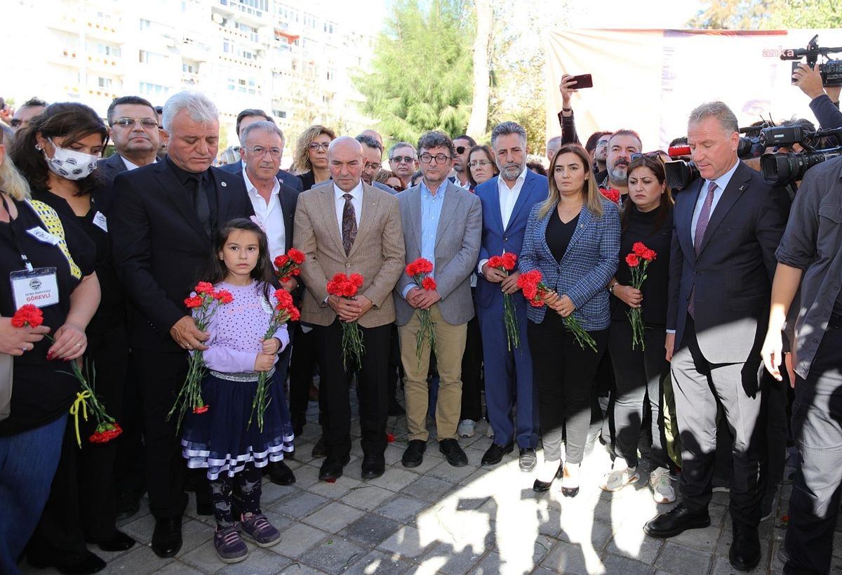 İzmir Depreminde Hayatını Kaybeden Yurttaşlar Anıldı