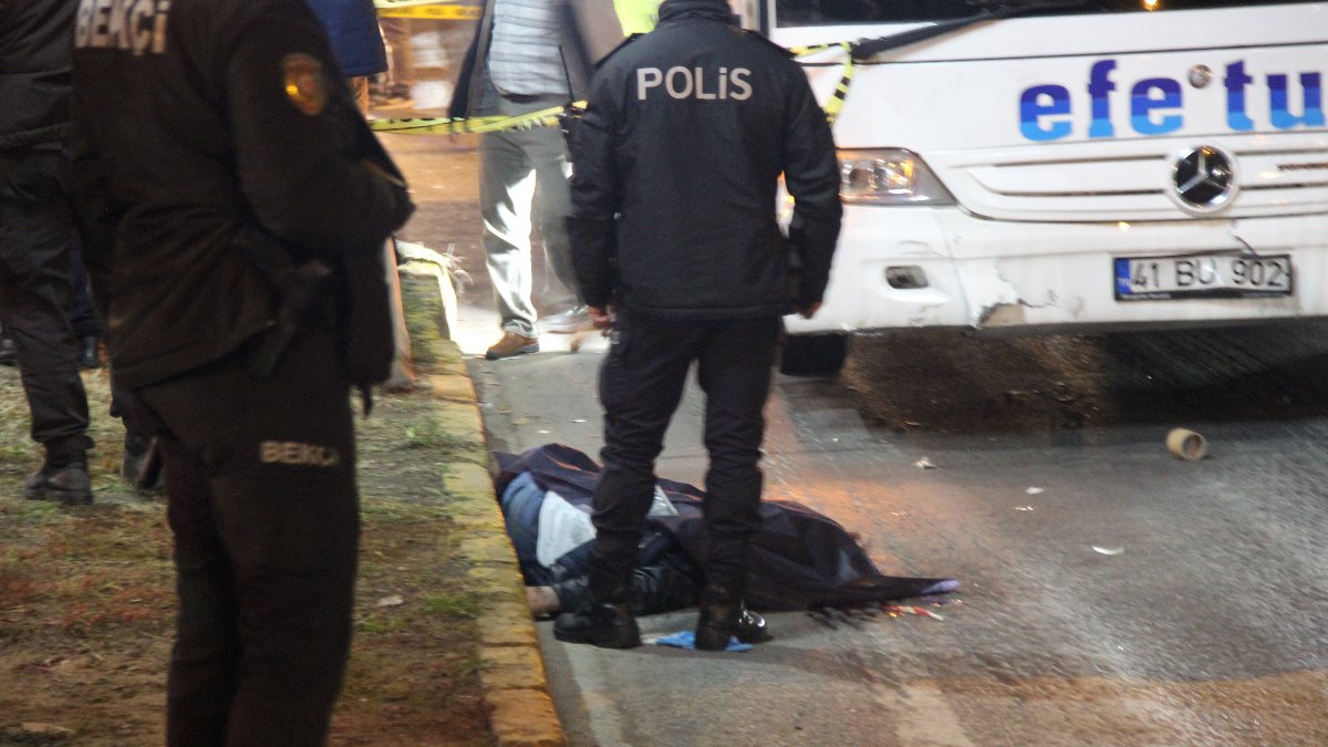 Kocaeli’de yolcu otobüsüyle motosiklet çarpıştı: 1 ölü