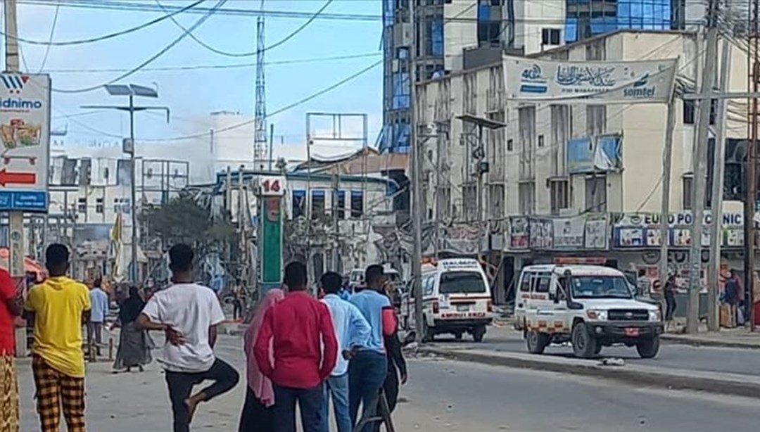 Somali’de terör saldırısı: 100 ölü