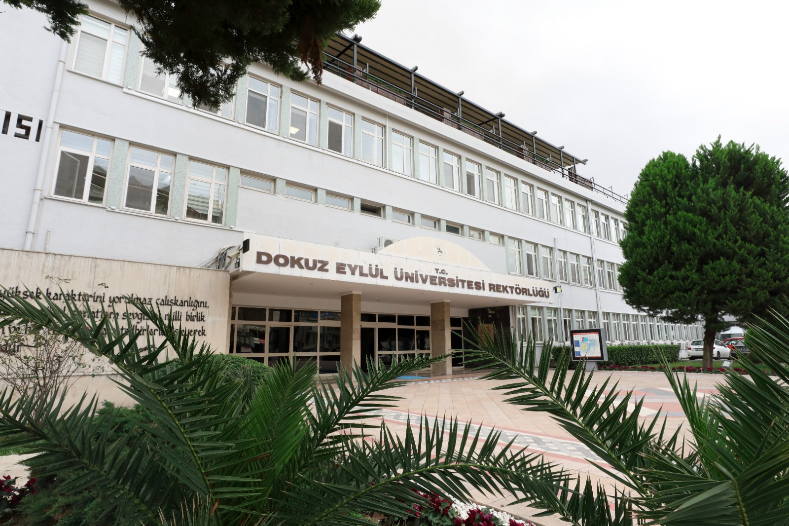 DEÜ’DEN SÜRDÜRÜLEBİLİRLİKTE KÜRESEL TIRMANIŞ