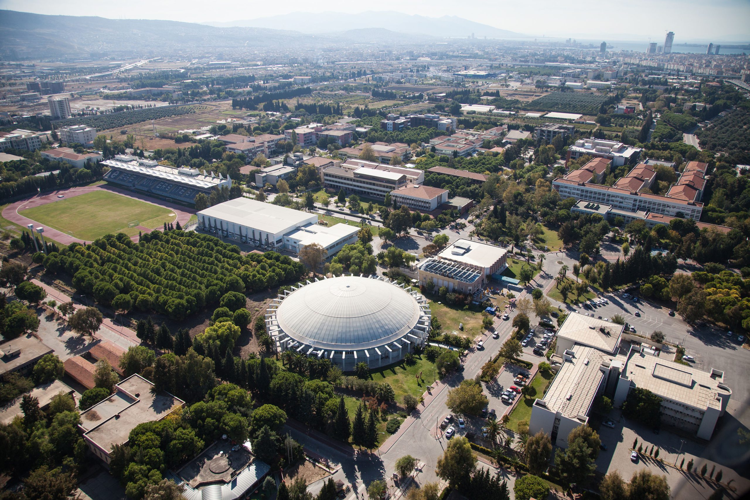 YÖK 2022 Yılı Üniversite İzleme ve Değerlendirme Raporu açıklandı