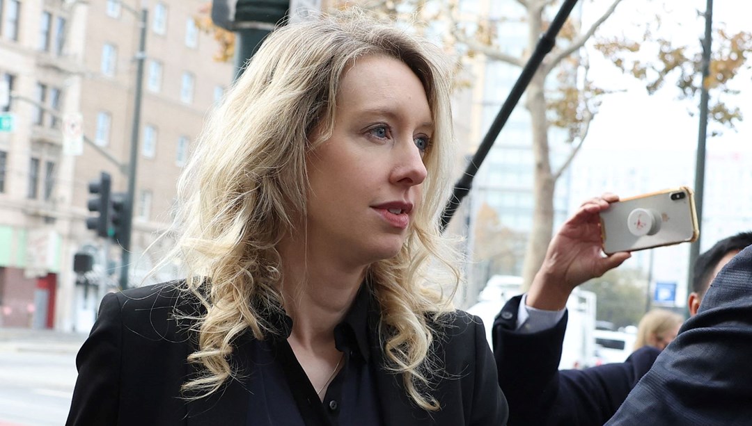 ABD’li milyarder Elizabeth Holmes’a 11 yıl hapis