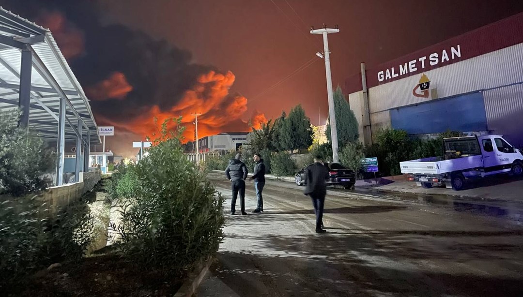 Adana’da fabrika yangını