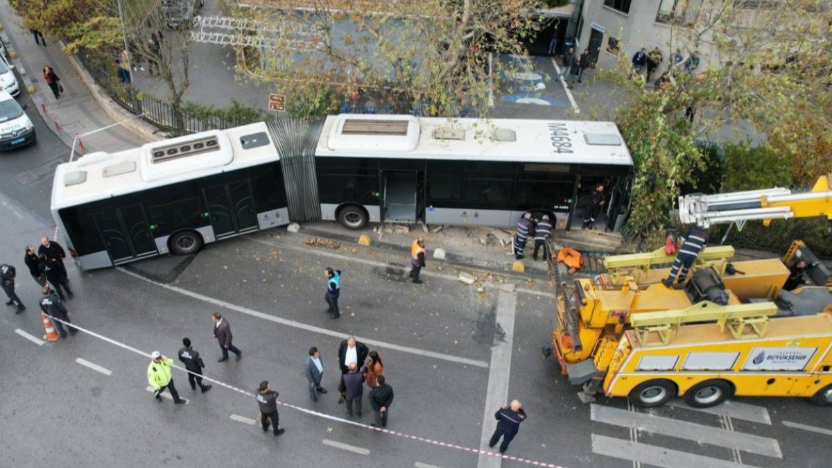 Kaza yapan metrobüsün arızalı olduğu ortaya çıktı