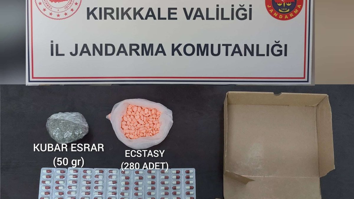 Kırklareli’nde uyuşturucu operasyonu: Pizza kutusundan esrar çıktı