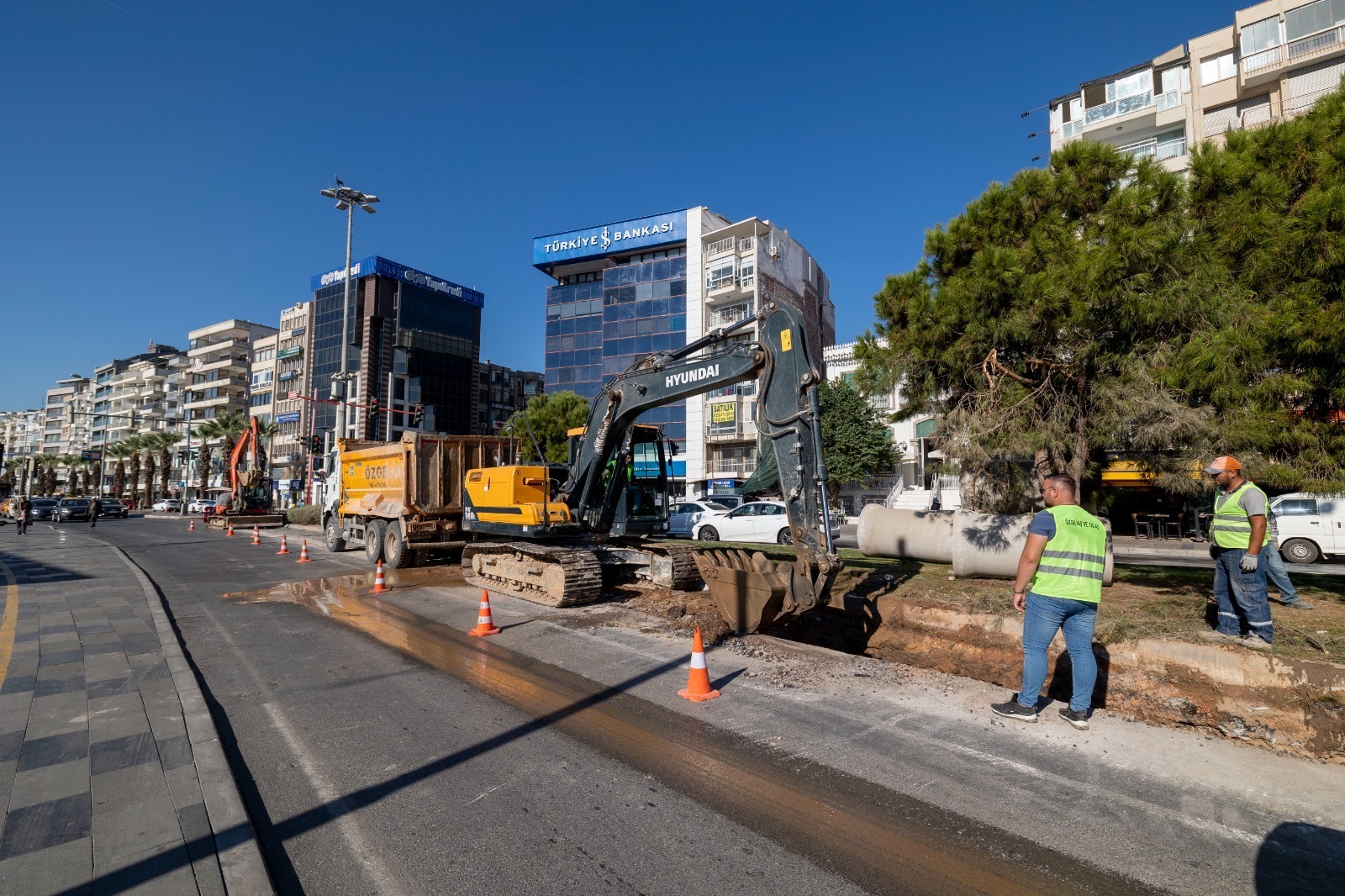 İZSU, Karşıyaka’da taşkınların önüne geçiyor