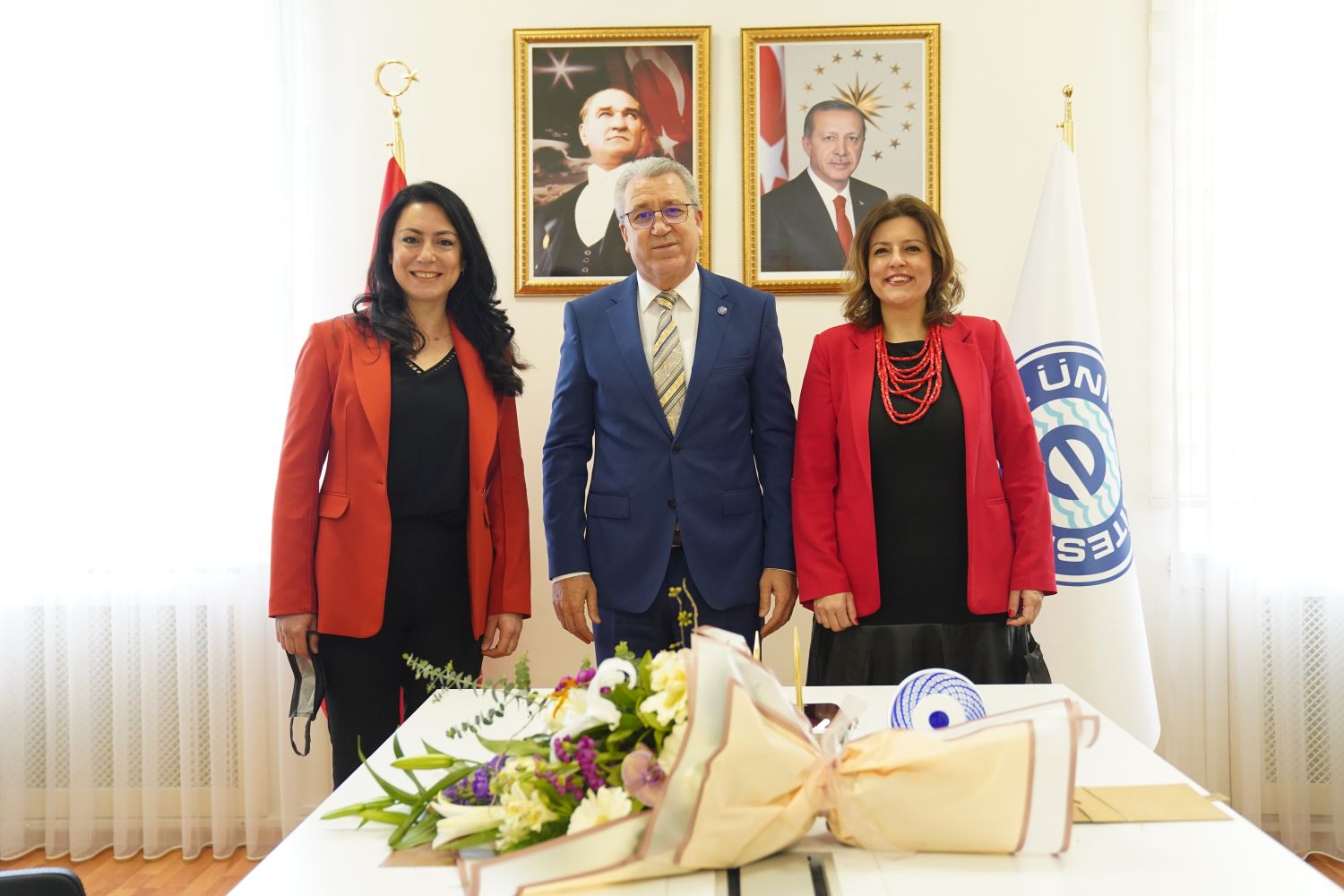 Egeli Bilim Ekibi, kumaş aşınma dayanım performansı ölçümünde kullanılacak yeni bir sistem geliştirecek