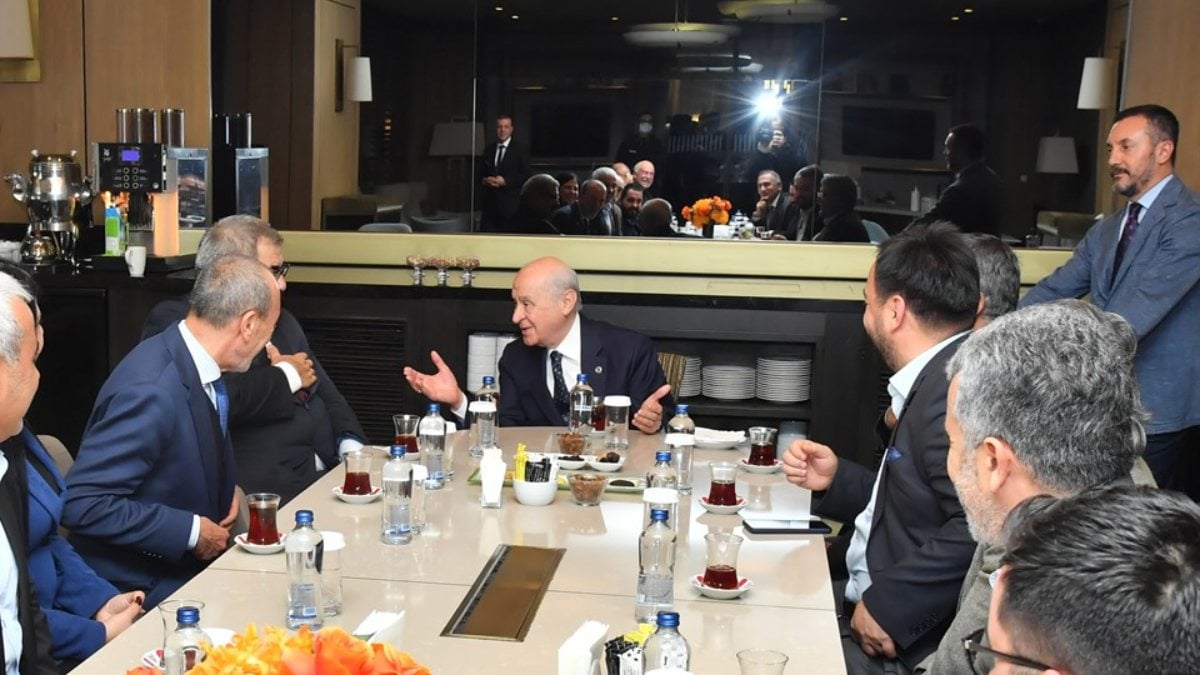 Devlet Bahçeli, Horasan Erenleri Federasyonu’na arsa hibe etti