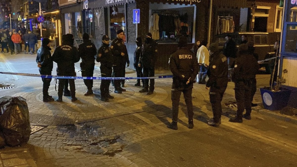 Eskişehir’de barlar sokağında tartıştığı mekan çalışanını silahla vurdu