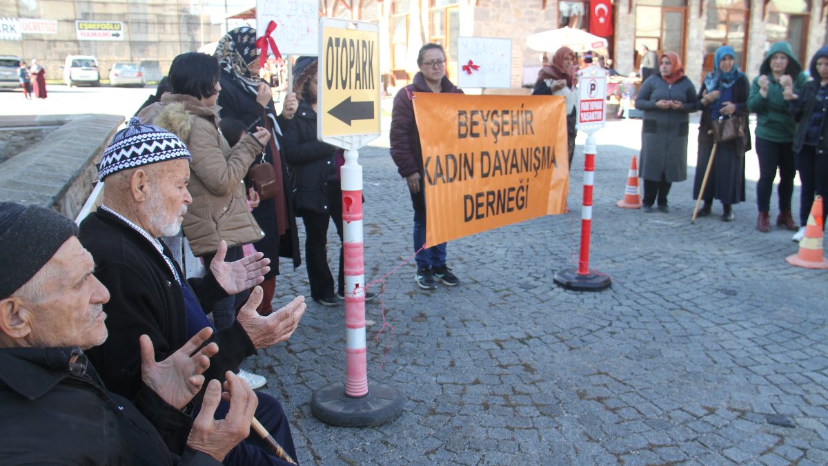 Konya’da, eşi tarafından öldürülen Ece dualarla anıldı