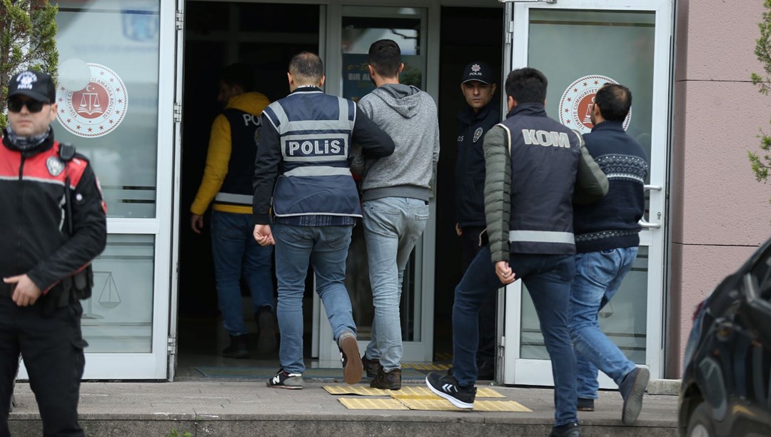 Samsun’da uyuşturucu operasyonunda yakalanan 5 zanlı tutuklandı