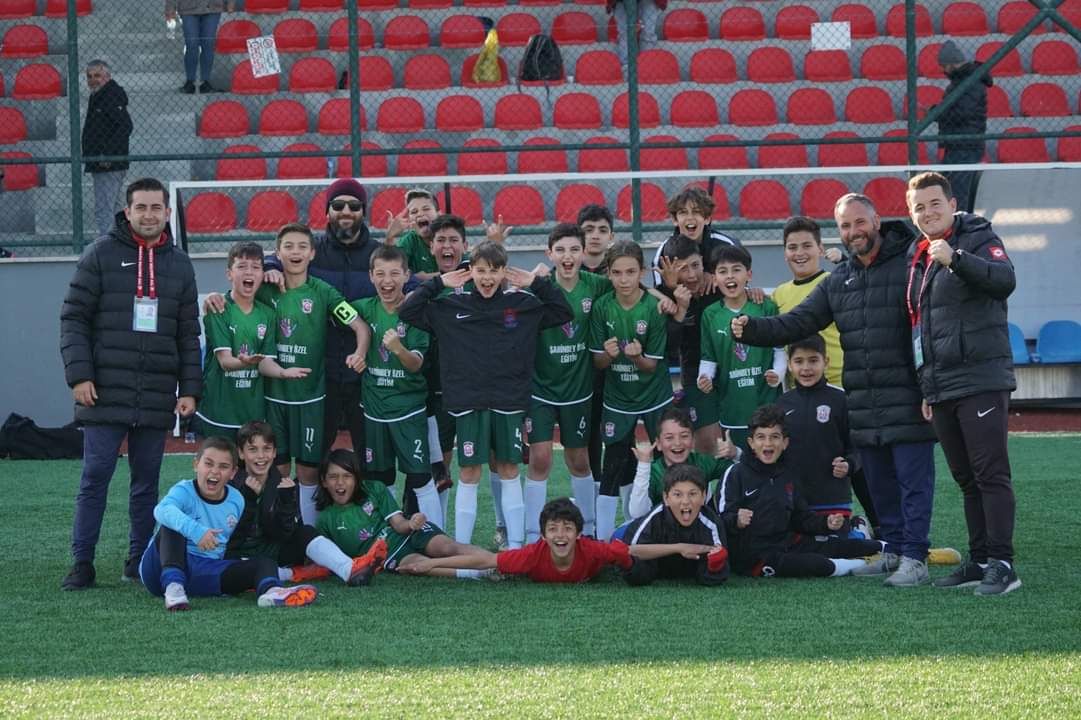 Urlalı gençler Avrupa’ya kafa tutacak