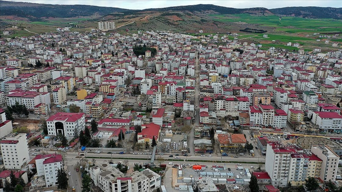 Deprem bölgesi Cazibe Merkezleri Programı’ndan yararlanacak