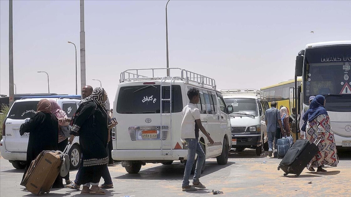 BM uyardı: 800 binden fazla Sudanlı komşu ülkelere kaçabilir