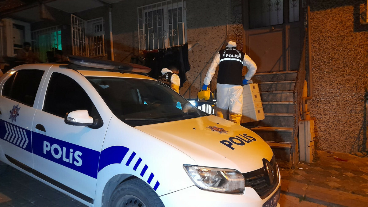 İstanbul Zeytinburnu’nda ailesinin haber alamadığı kişinin cansız bedeni evde bulundu