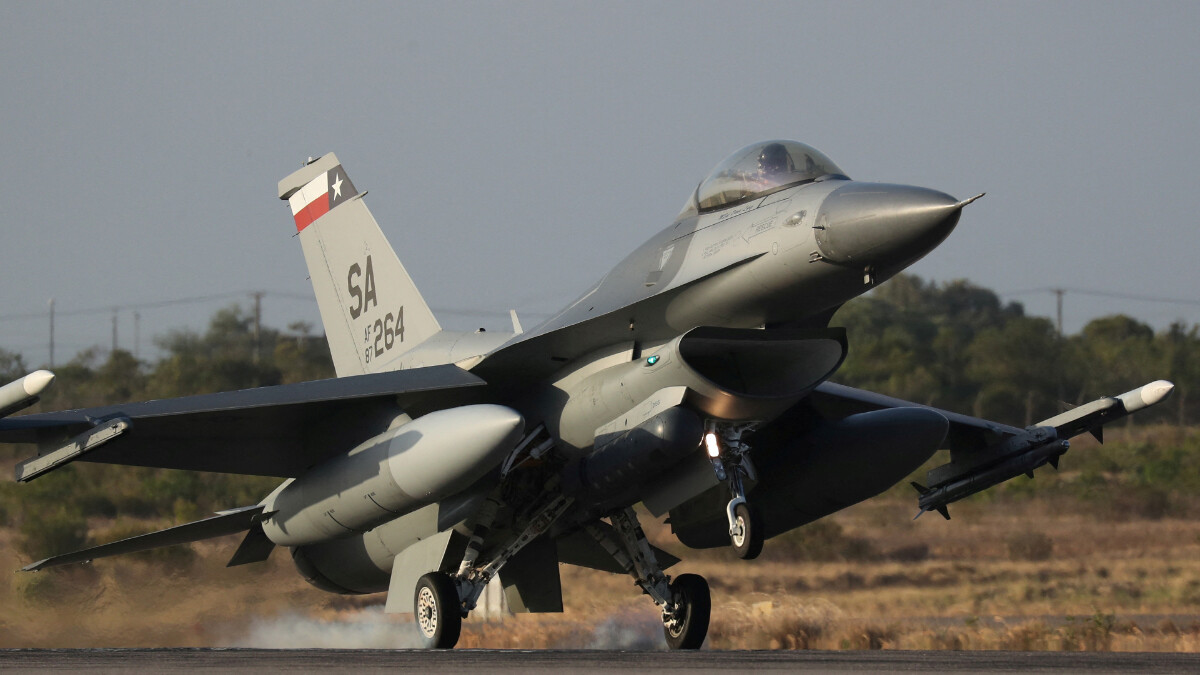 Lockheed Martin: Ukraynalı pilotlara F-16 eğitimine hazırız