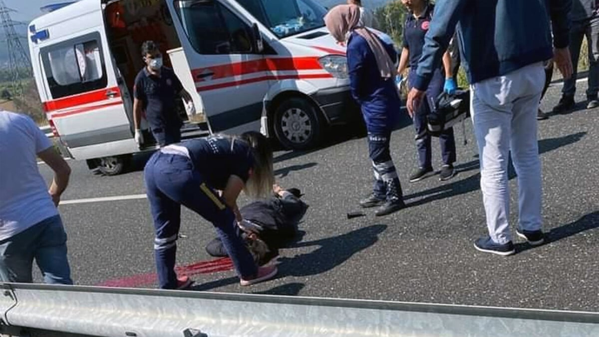 Muğla’da kamyonetle çarpılan motosiklet sürücüsü kurtarılamadı