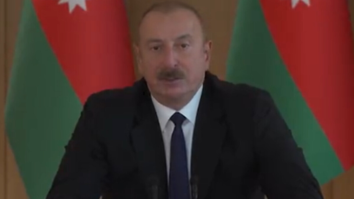 İlham Aliyev’den Karabağ açıklaması: Kağıt üzerinde imzalanmasını bekliyoruz