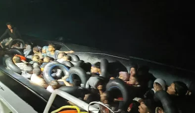 İzmir Açıklarında 43 Kaçak Göçmen Yakalandı, 19 Göçmen Kurtarıldı