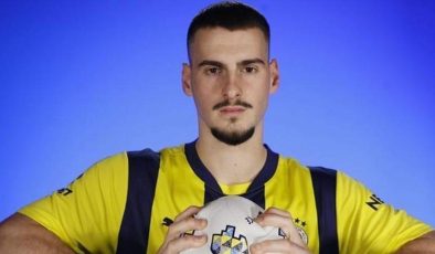 Fenerbahçe’de ayrılık resmen açıklandı! TFF’ye bildirildi…