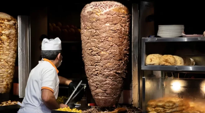 İhale ilanı Resmi Gazete’de! TMSF, Maydonoz Döner’i satıyor